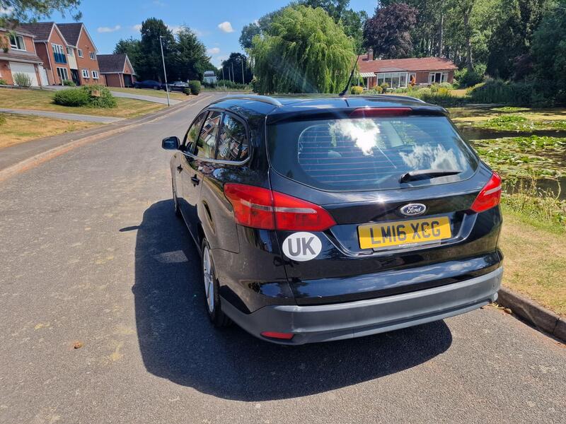 FORD FOCUS