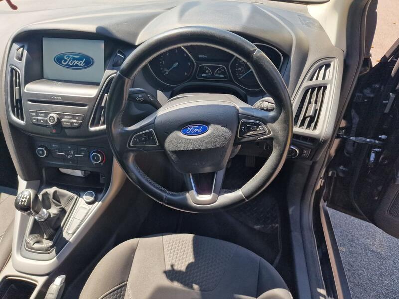 FORD FOCUS