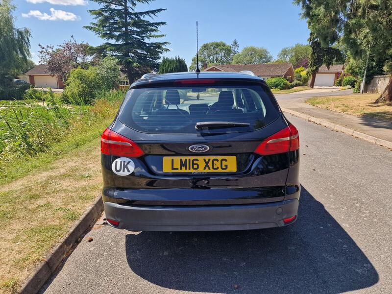 FORD FOCUS