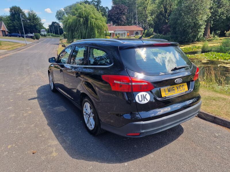 FORD FOCUS