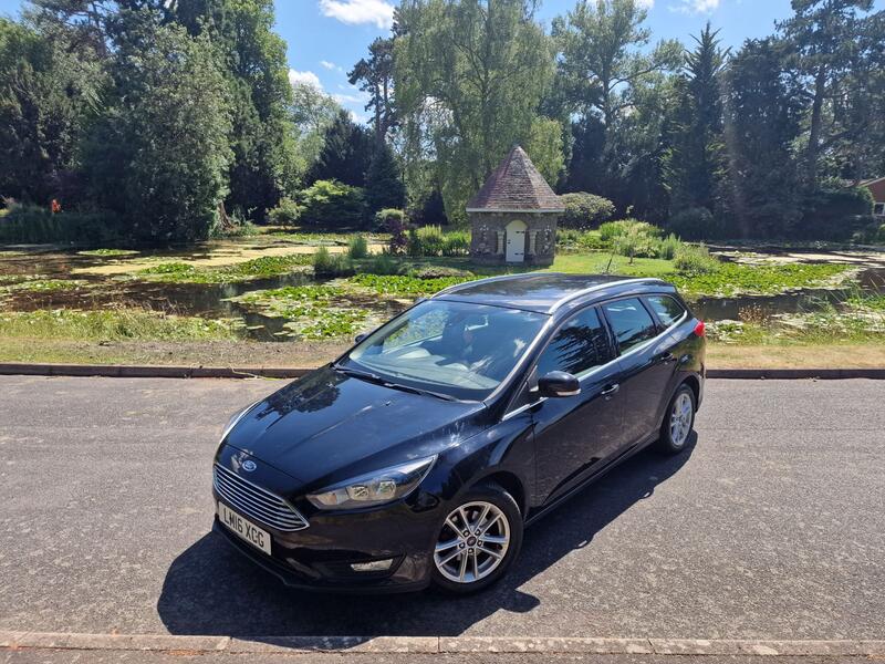 View FORD FOCUS 1.5 TDCi Zetec