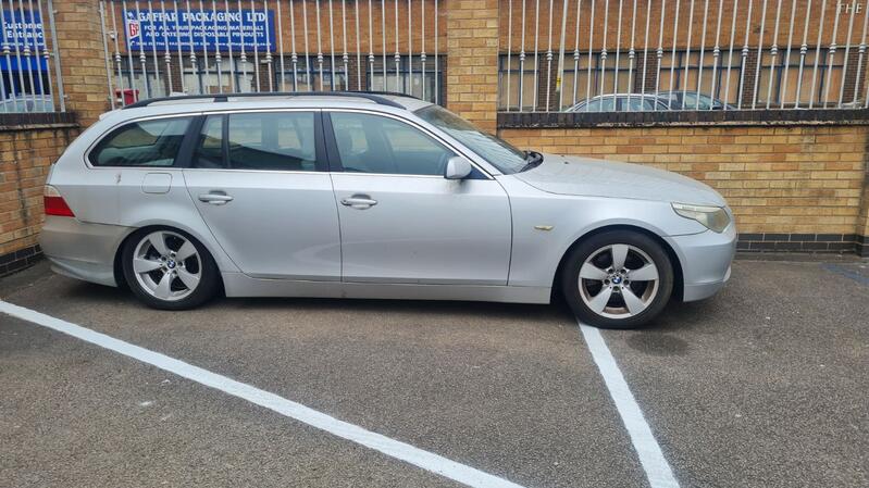 BMW 5 SERIES