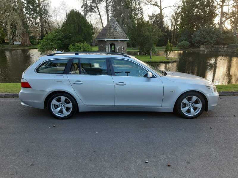 View BMW 5 SERIES 525I SE TOURING