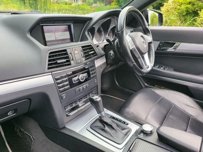 MERCEDES-BENZ E CLASS
