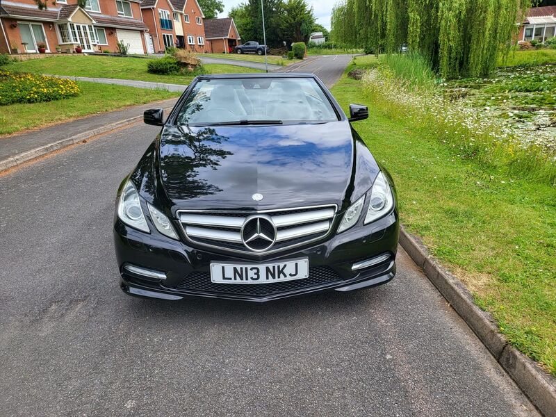 MERCEDES-BENZ E CLASS