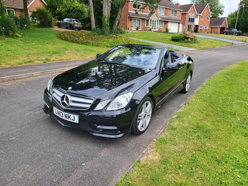 MERCEDES-BENZ E CLASS